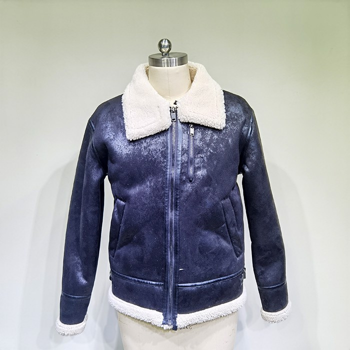 Jacke aus Wildlederimitat